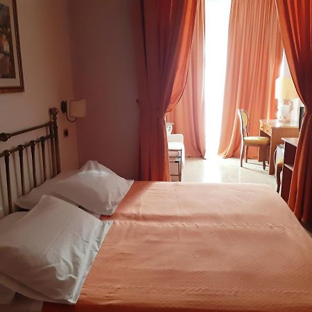 Andromaco Palace Hotel Taormina Exterior photo