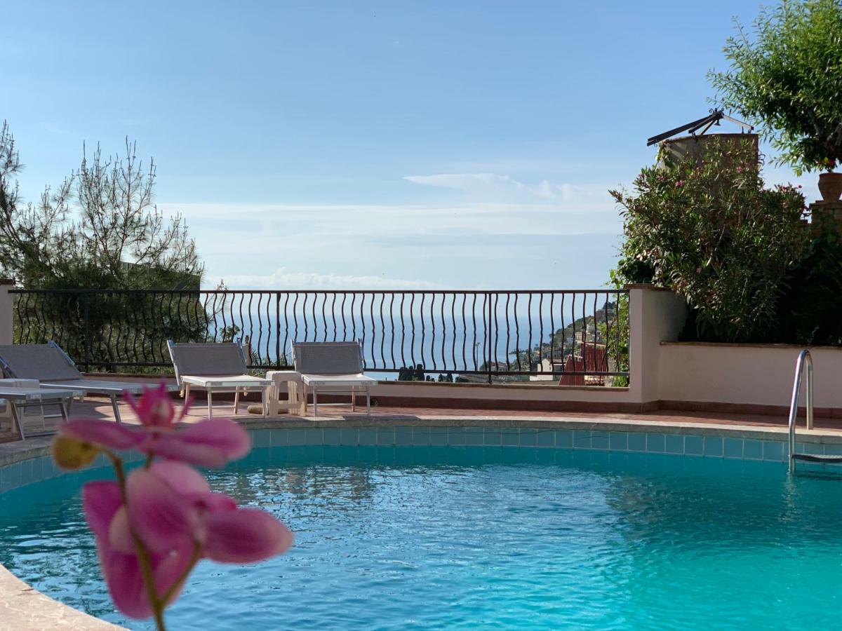 Andromaco Palace Hotel Taormina Exterior photo