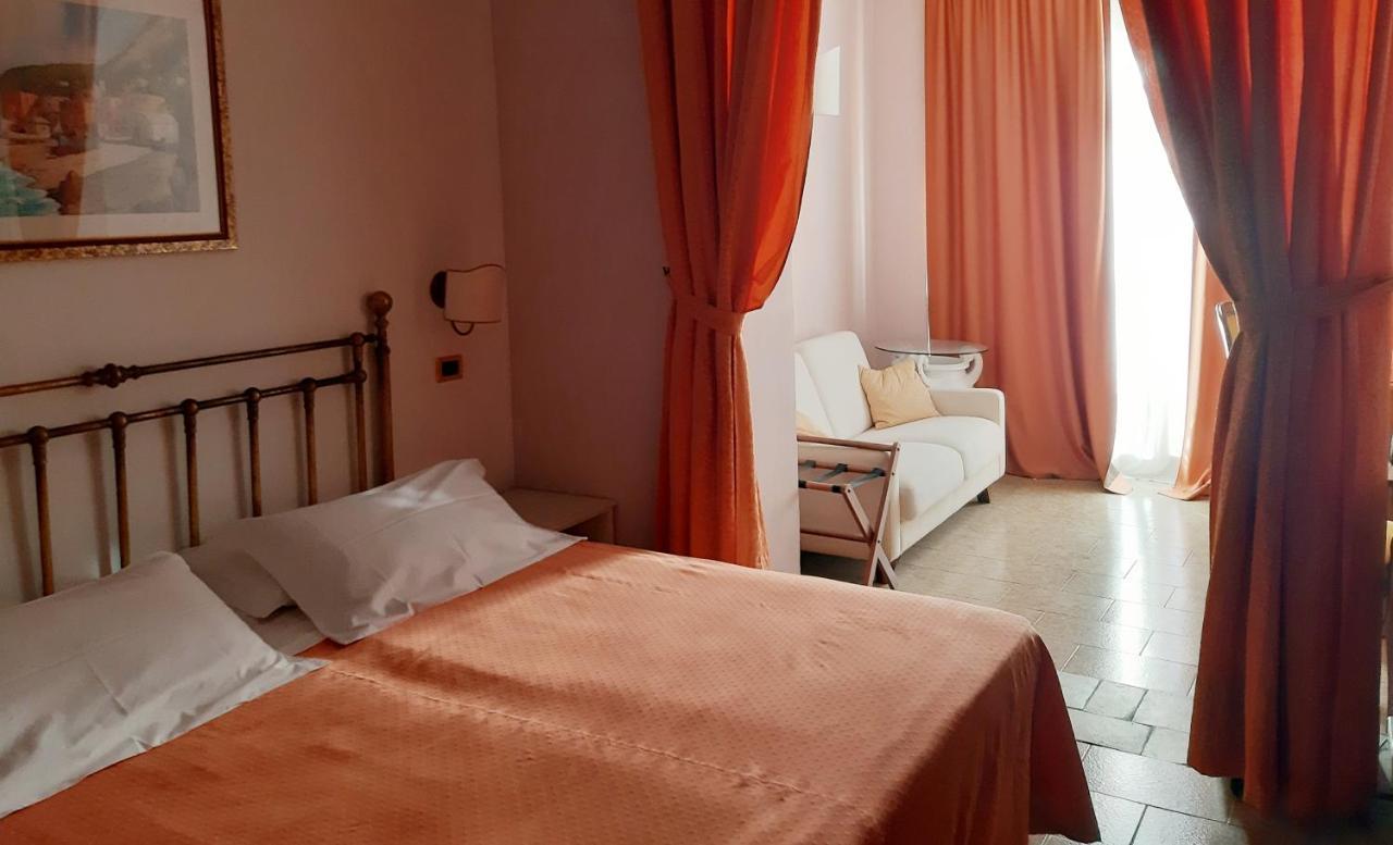 Andromaco Palace Hotel Taormina Exterior photo